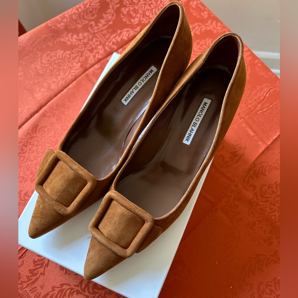 Manolo Blahnik Brown Suede Buckle Pumps Size 42